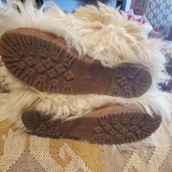 Vintage, goat hair/sheepskin shaggy boots - Picture 6 of 7